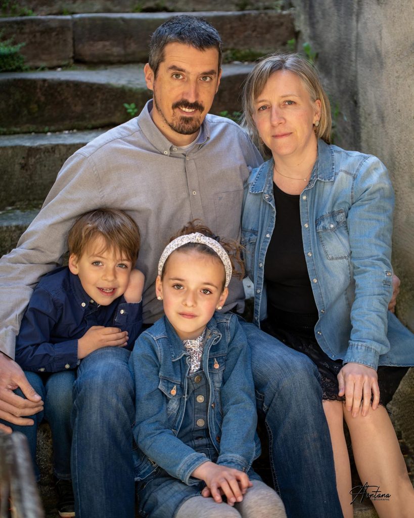 Caroline & Pascal - Photo de Famille - Fontana Studio Aveyron